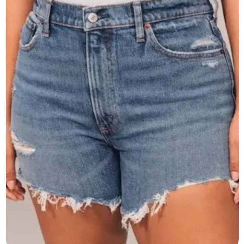 A&F The 4” Mom Shorts High Waist Cut Off Denim Shorts Distressed Size 34 Used